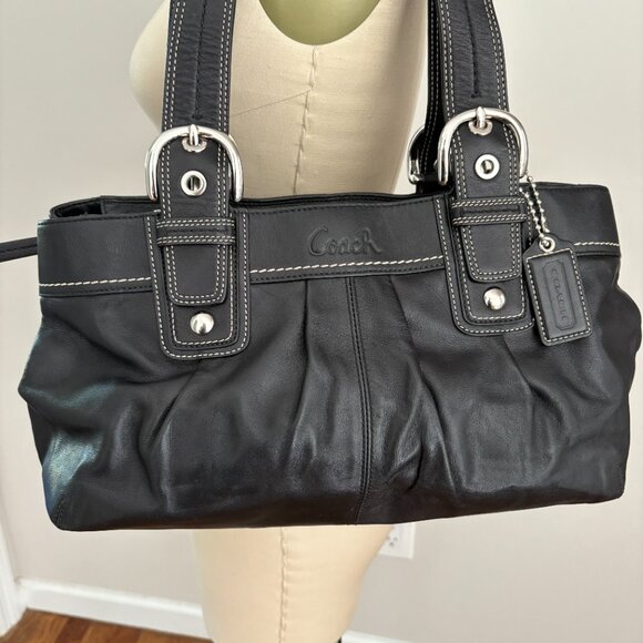 Coach Soho Hamptons Pleated Black Leather Shoulder Bag - Picture 2 of 12